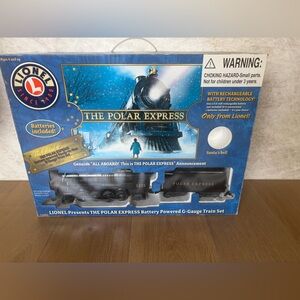 Lionel Polar Express G-Gauge Train Set, Like New with box
